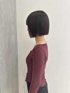 ヨーク(YOKE) YOKE 切りっぱなしボブミニボブ丸くないボブアッシュグレージュ
