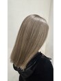 ルートヘアー(Root Hair)&nbsp;ギャル達に人気のくすみベージュ♪
