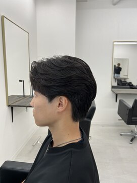 ステージ(STAGE) ダウンパーマ　ニュアンスパーマ　センターパート