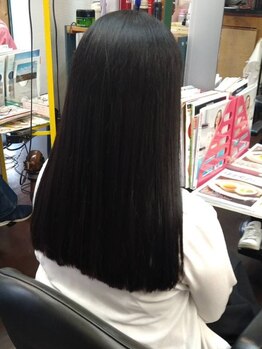 美容室JJ常盤台駅北口店の写真/心地よいアットホームな雰囲気で行うアンチ・フリッツを使った髪質改善で、サラサラ美髪を体験しませんか？