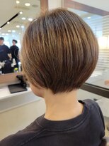 スタイル 成城学園前(STYLE) 丸み×くびれで“首が細く見える”大人ショート 朝5分でキマる
