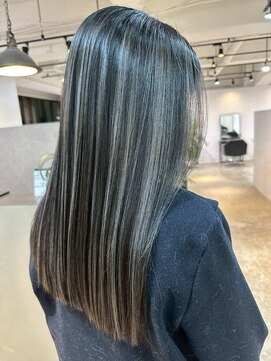 メリー オオサカ(Merly Osaka) ハイライト/似合わせカット