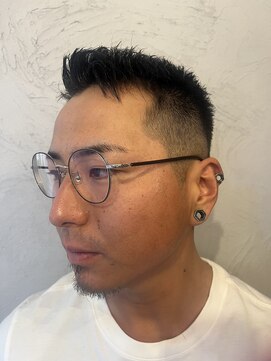 アドール(ADOR) 【ADOR@TSUYOSHI】フェードカット