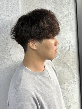 ニアウ 高崎店(Niau) MEN’S HAIR/サーフカール/刈り上げセンターパート/群馬高崎