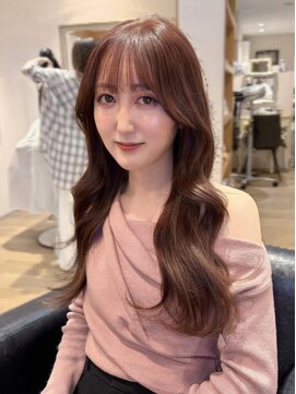 リタ(Lita) ☆ 大人可愛い韓国風くびれロング 小顔顔まわり