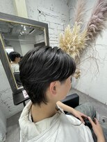 リラ(LILAC)&nbsp;ミディアムカット