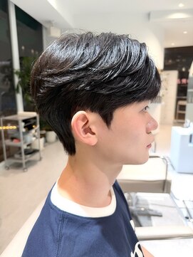 ノラ ウメダ(NORA UMEDA) 韓国ヘア 毛流れマッシュ×シースルーマッシュ×ダウンパーマ