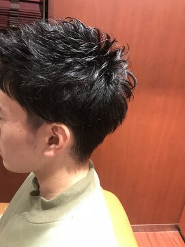 ヘアーモードキクチ 日本橋三越前店 日本橋三越前2ブロックアップバング