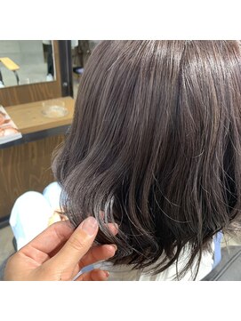 ピンズ(Pins) ラベンダーグレージュ.