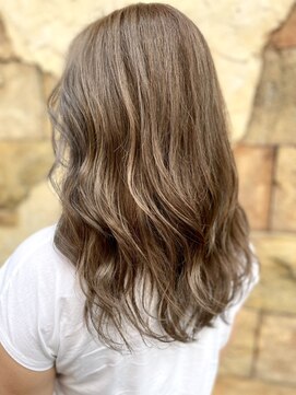 クレドガーデン 柏(CRED GARDEN) ハイトーン愛され大人ベージュ×ハイライト【柏】20.30代人気