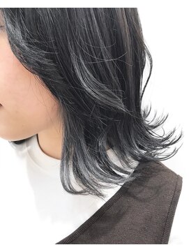 エヌプラス(N+) デザインカラーレイヤーカットウェットヘアオリーブベージュ