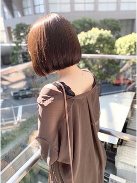 ザザ シンジュク(ZA/ZA shinjuku) ワンレンボブ×トパーズベージュ/前下がり切りっぱなしボブ