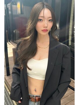 ランズ リアオオサカ(LANDS RiaOSAKA) シアーベージュ レイヤーカット 【韓国ヘア 大阪 梅田】