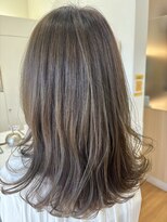 アメイジングヘアー 中沢店(AMAZING HAIR)&nbsp;ミントベージュ/セミロング/レイヤーカット/抜け感/透明感カラー