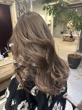 トリア(the tria) 似合わせ/レイヤーカット/グレージュ／ベージュ/髪質改善