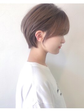 クララ 博多駅前(CLALA) グレージュ×丸みショート