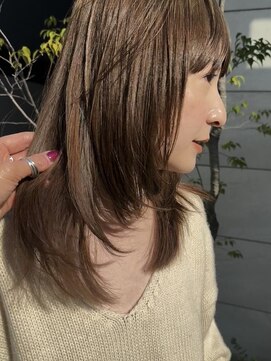 ケイトミラー(KATE Mirror) レイヤーミディ×ノーブリーチクリアベージュ MAKO 表参道