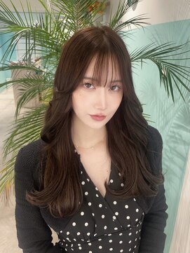 シーク(seak) 上品かつ可愛さを＋！ロングヘアが映えるモカブラウンカラー♪