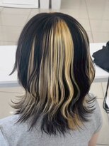 ヘアー ワークス ボナ 前橋店(HAIR WORKS bona.)&nbsp;黒髪に大胆なアクセント◎ウェーブミディボブ/ブリーチ