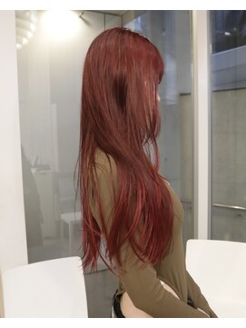 オーオシカシカスペース(OOO YY Space) ステップカットでつくったレイヤーと赤のエンドカラー