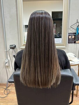 ヘアプレイスソル (HAIR PLACE SoL) ブリーチカラー/モカベージュ/ストレートヘア