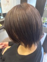 シン(SIN) ショートボブ