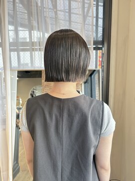 ルアナ ヘアメイク(Luana hair make) 切りっぱなしボブ