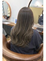 ルトワフクロマチ(Lutowa Fukuromachi) ダークパープル/ナチュラルショート/夏のヘアアレンジ/袋町
