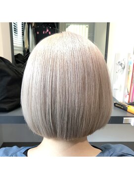 ルイス(L'wis) シルフホワイト