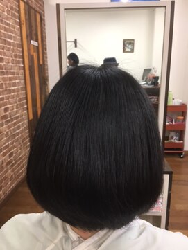 クラス(Class) 自然なボブの縮毛矯正