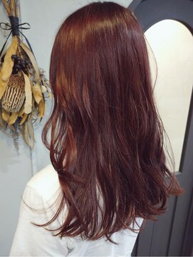 ウィーク 梅田(UiiC) 大人ガーリーチェリーピンク◆ゆるふわロング【uiicumedaSachi】