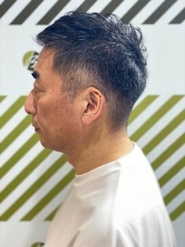 バーバーバー 四谷(BARBER-BAR) 大人の刈り上げスタイル