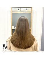 イニット 奈良新大宮(init.)&nbsp;20代 30代 40代 セクションカラー パールベージュ 髪質改善