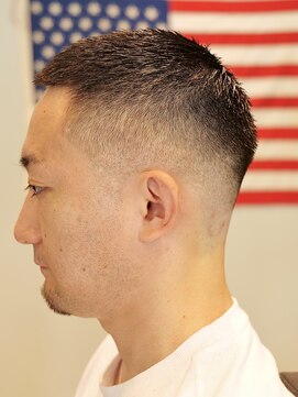 ローサムカットワークス(LOSOME CUT WORKS) フェードカット　バズカット