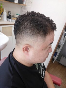 髪部リアン(髪部 lien) 濡れパン+スキンフェード