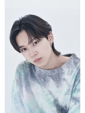 オーシャントーキョー サニー 原宿(OCEAN TOKYO Sunny) 韓国ヘアカルマパーマ韓国マッシュセンターパート黒髪ウルフ