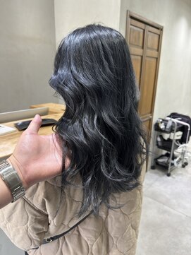 フェリア 松山(Feria) 【Feria松山】白石のミラーカラー☆