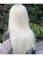 ジーナ(XENA)&nbsp;ケアブリーチ×ハイトーンカラー×ホワイトカラー(渋谷)