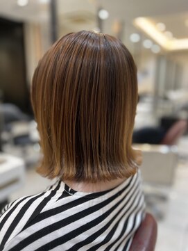 ヘアアンドビューティー クアトロ 戸祭店(QUATRO) 外はねボブ
