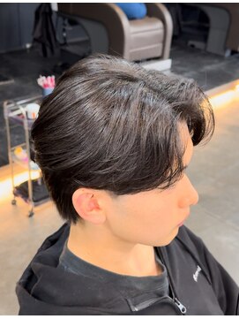 バース バイ ハピネス(BIRTH by happiness) ツイストスパイラルパーマツイストパーマメンズマッシュパーマ