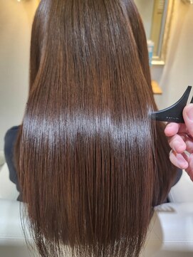 オルガ(Olga) 髪質改善/縮毛矯正/ストレート/ナチュラル/カラー/白髪染め