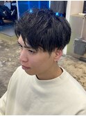 刈り上げアップバングマッシュ