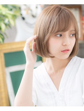 カバーヘア ブリス 大宮西口(COVER HAIR bliss) ■斜めバングハイトーンカラー切りっぱなしボブ52-3大宮10代20代