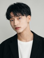 バイフィフス 原宿/表参道(by fifth)&nbsp;30代ビジネスセンターパートセンター分けシャドウパーマ刈り上げ