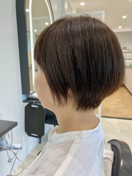 メゾンブラン 川西阪急店(Maison Blanc) コンパクトショートで、後ろ姿もスッキリ美人に♪