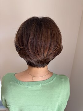 リノア 鵠沼海岸(LINOA) くびれヘア　アプリコットオレンジ　ハイライトカラー