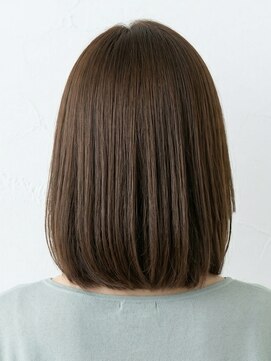 と和×美髪クリニック 巣鴨店 小顔ボブ。大人可愛い清潔感とツヤの上品ワンレン