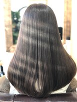 ファシーノ(FASCINO)&nbsp;艶感ロング