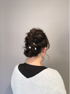 ビウラ(BIURA) ヘアアレンジ☆
