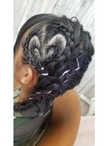 ラピスラズリ(Lapis Lazuli)&nbsp;ハートあみこみ (熊本 下通り 銀座通り ヘアセット専門店 )